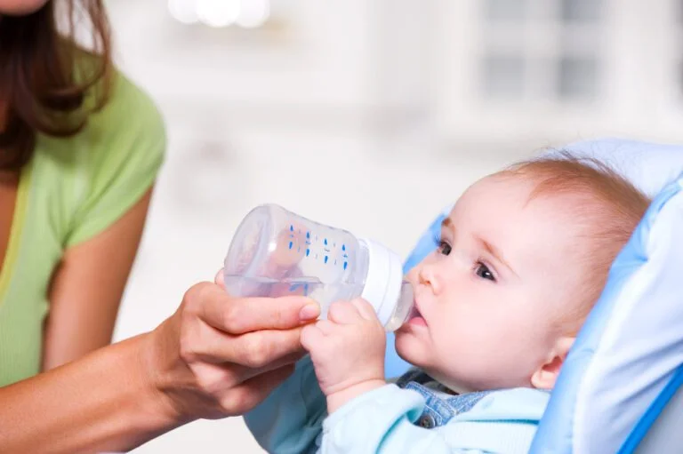 Hydrating Your Baby: A Guide to Water for Infants