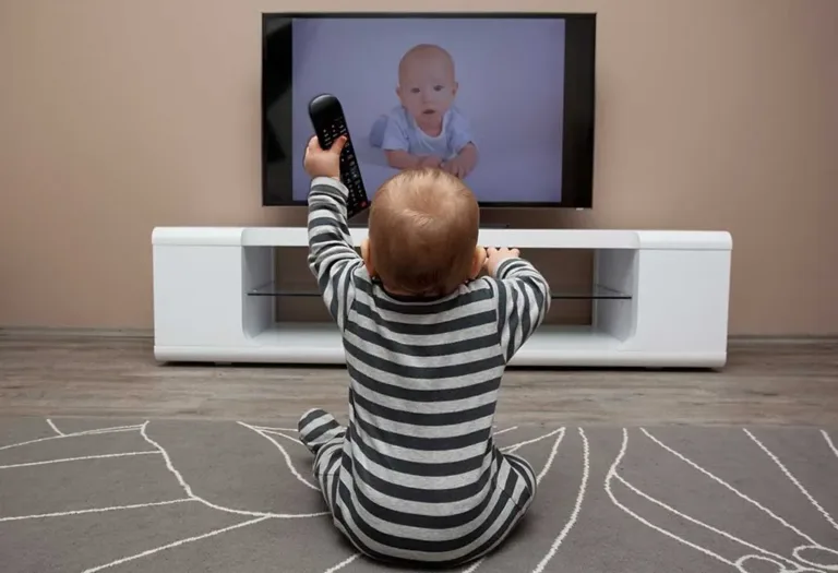 Baby Einstein or Brain Drain? Decoding Screen Time for Toddlers With Data Baby Einstein or Brain Drain? Decoding Screen Time for Toddlers With Data